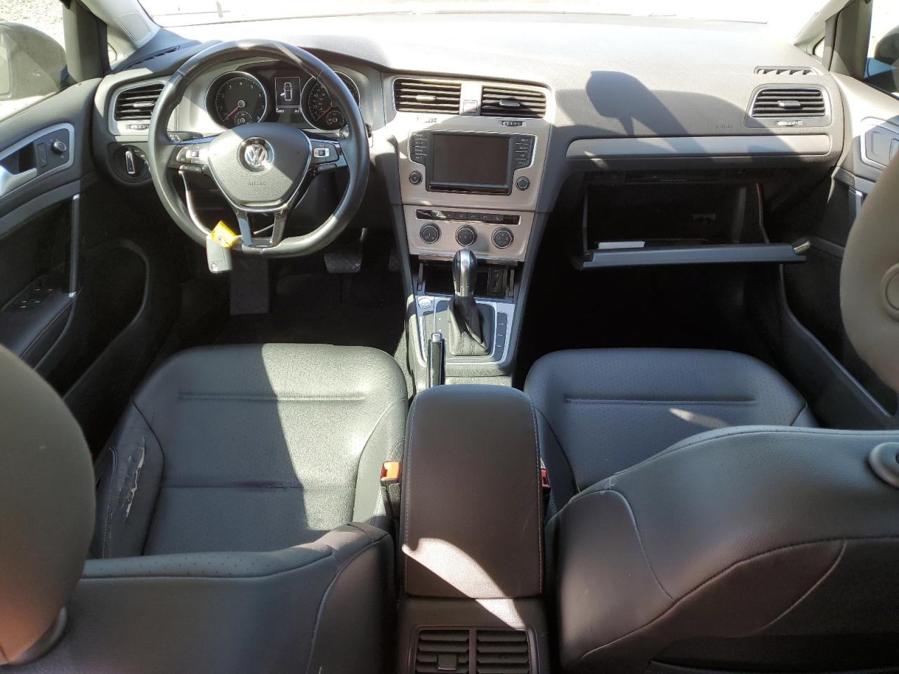 3VW217AU3HM041082 2017 Volkswagen Golf S