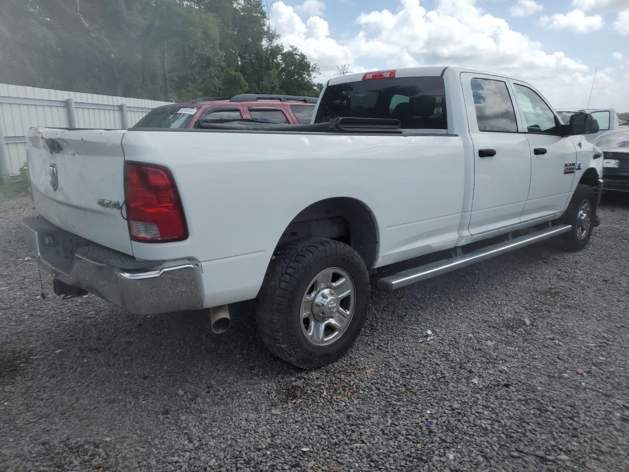 2018 Ram 2500 St vin: 3C6UR5HL8JG142197