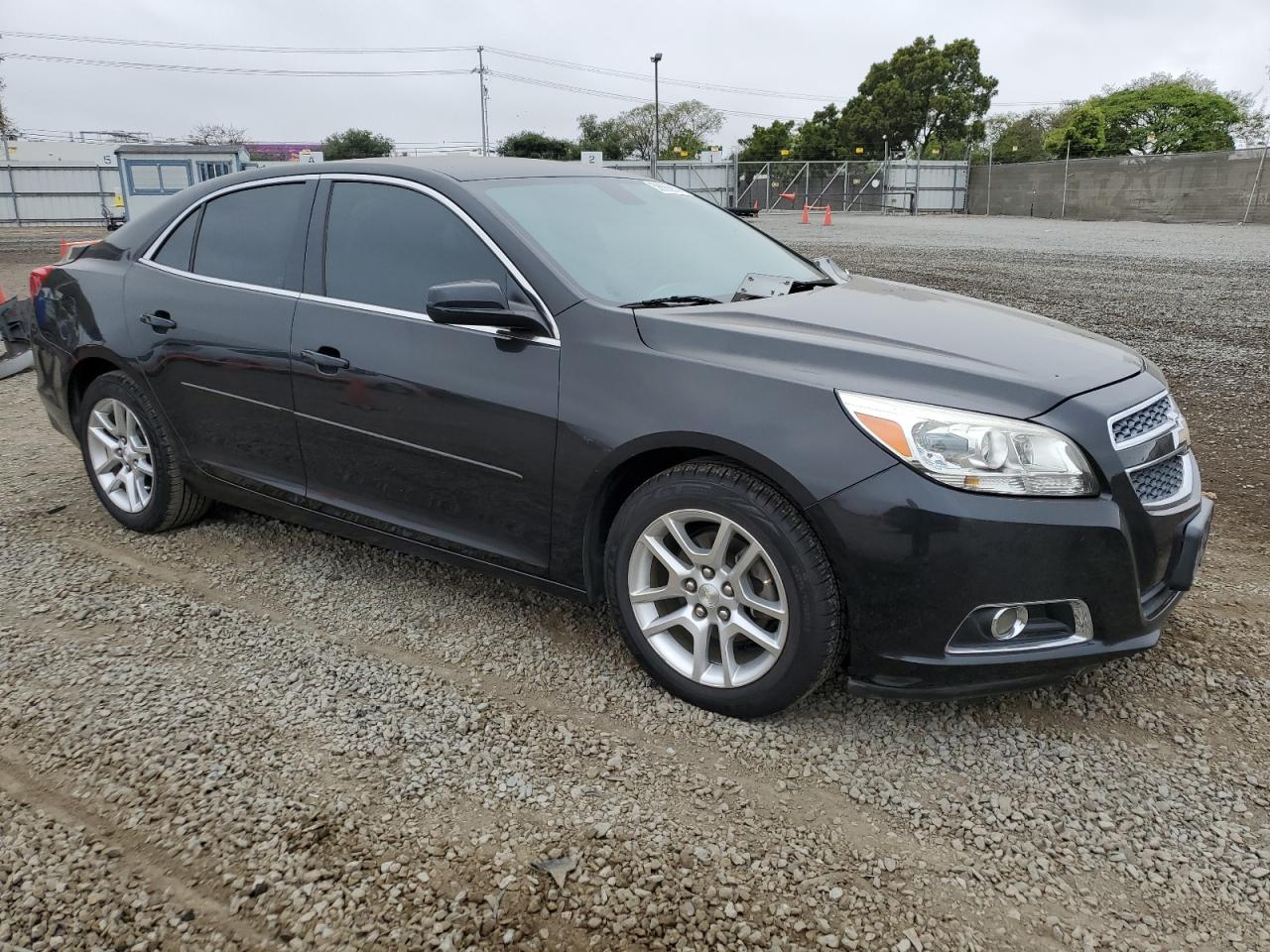 1G11F5SR5DF339800 2013 Chevrolet Malibu 2Lt