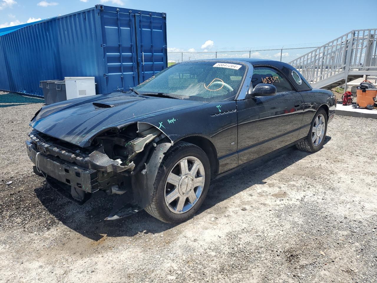 1FAHP60AX4Y102588 2004 Ford Thunderbird