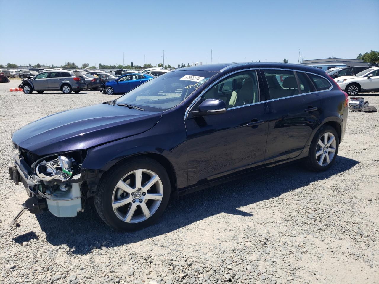 YV140MEK5H1330607 2017 Volvo V60 T5 Premier