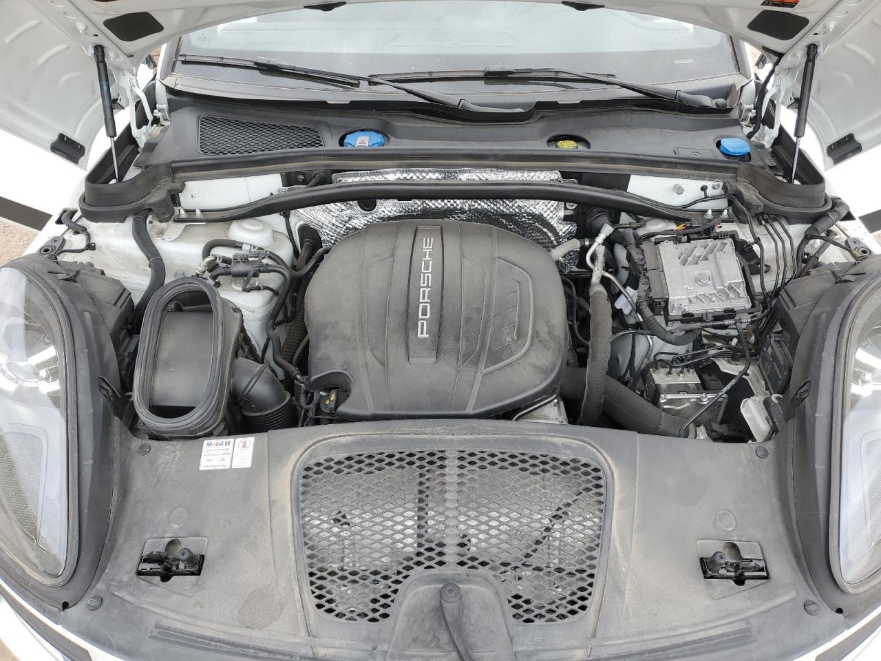 WP1AA2A55KLB07889 2019 Porsche Macan