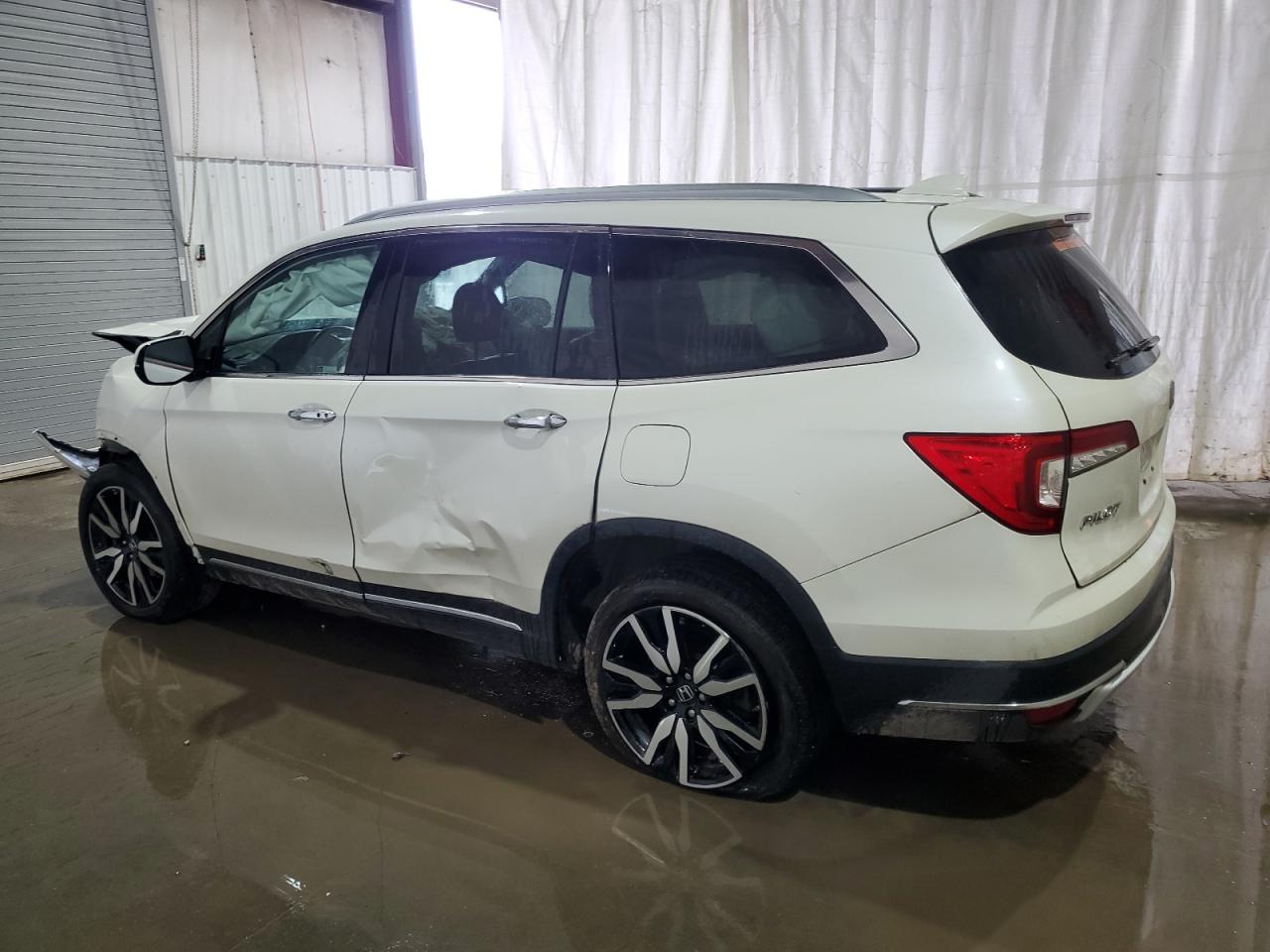 2019 Honda Pilot Touring vin: 5FNYF6H60KB002364