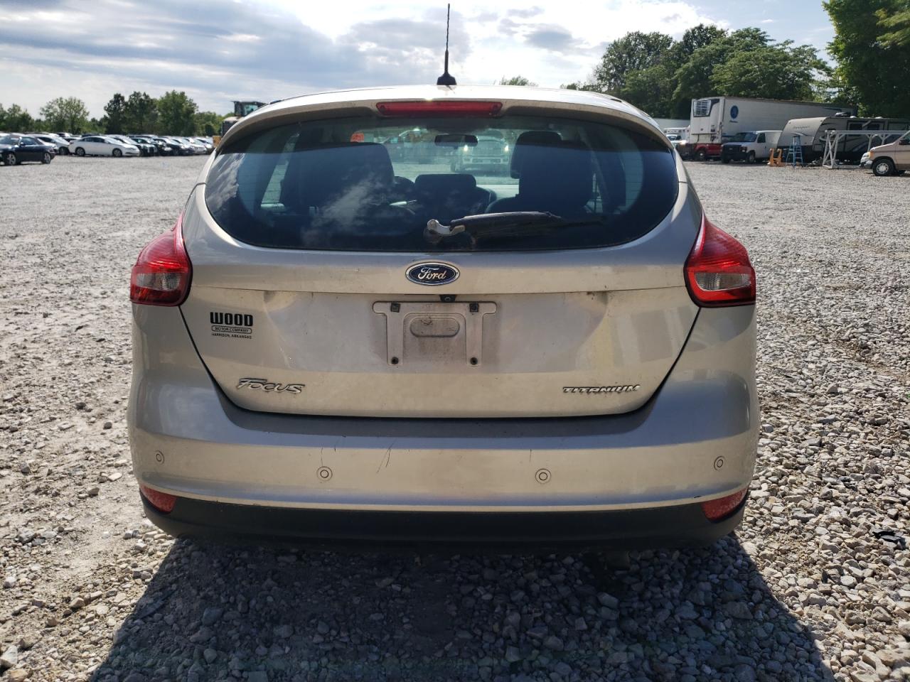 1FADP3N27HL222737 2017 Ford Focus Titanium