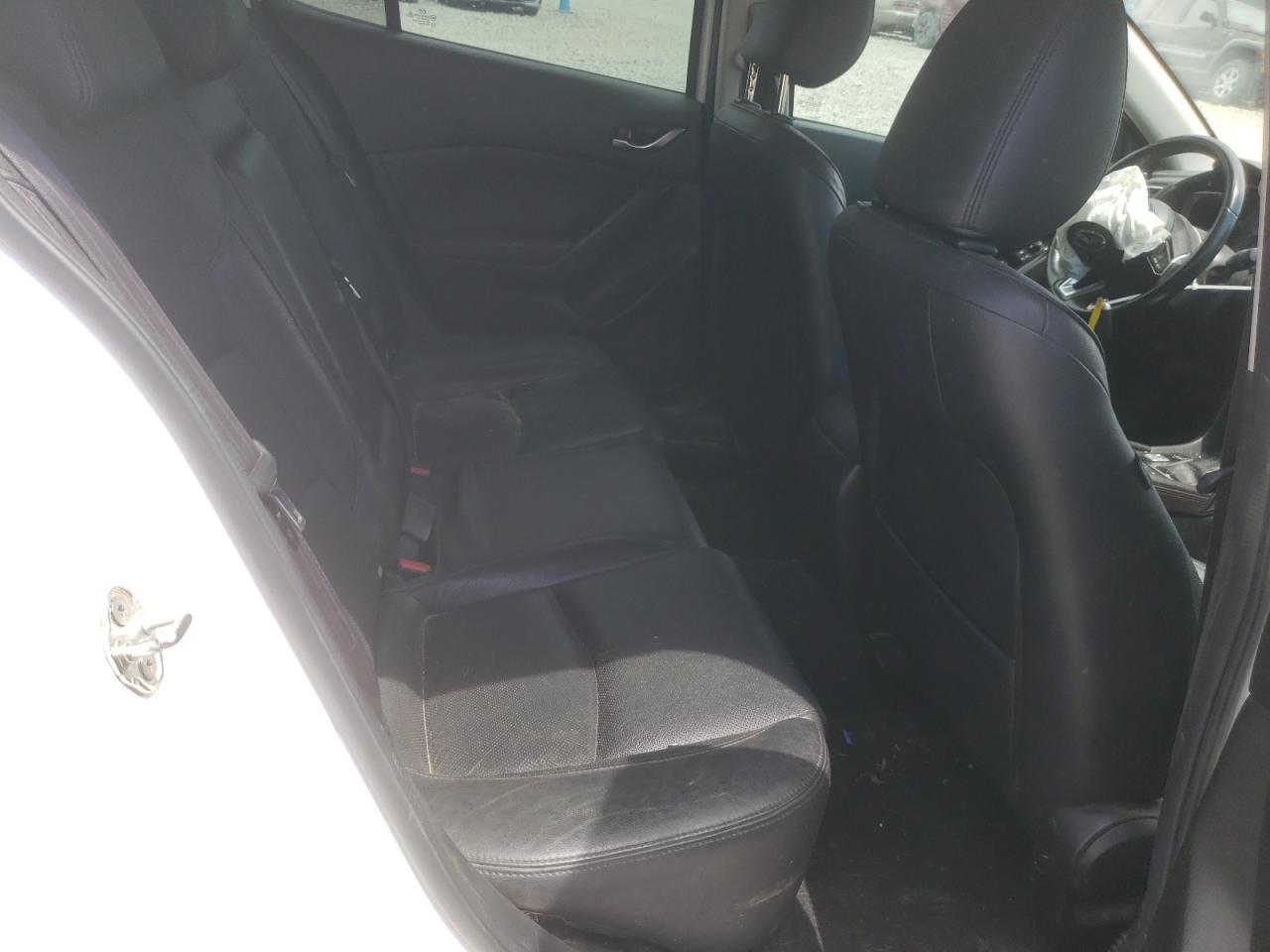 JM1BN1M38H1104147 2017 Mazda 3 Grand Touring