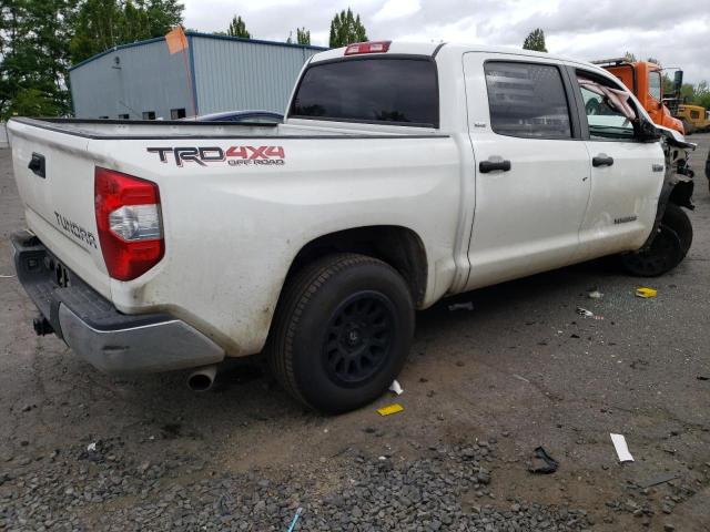 VIN 5TFDY5F1XHX649329 2017 Toyota Tundra, Crewmax Sr5 no.3