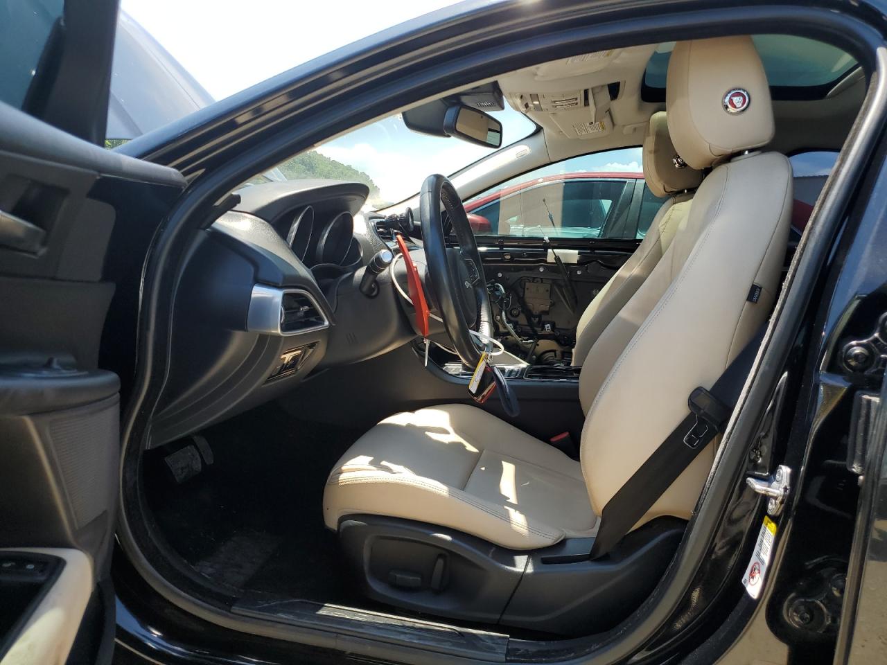 SAJAR4BG7HA976201 2017 Jaguar Xe