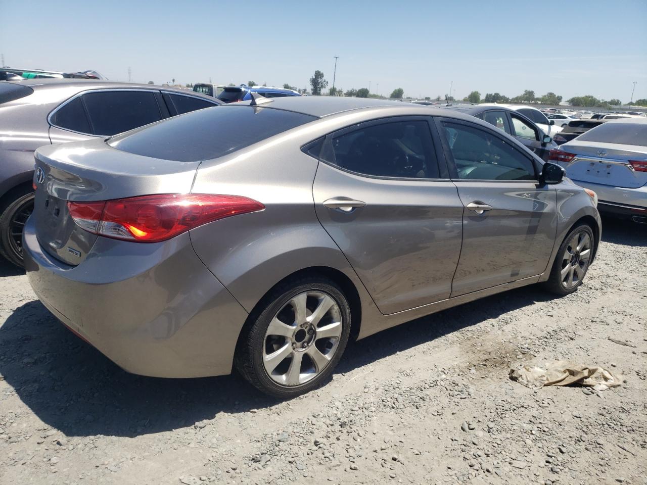 5NPDH4AE7CH099256 2012 Hyundai Elantra Gls