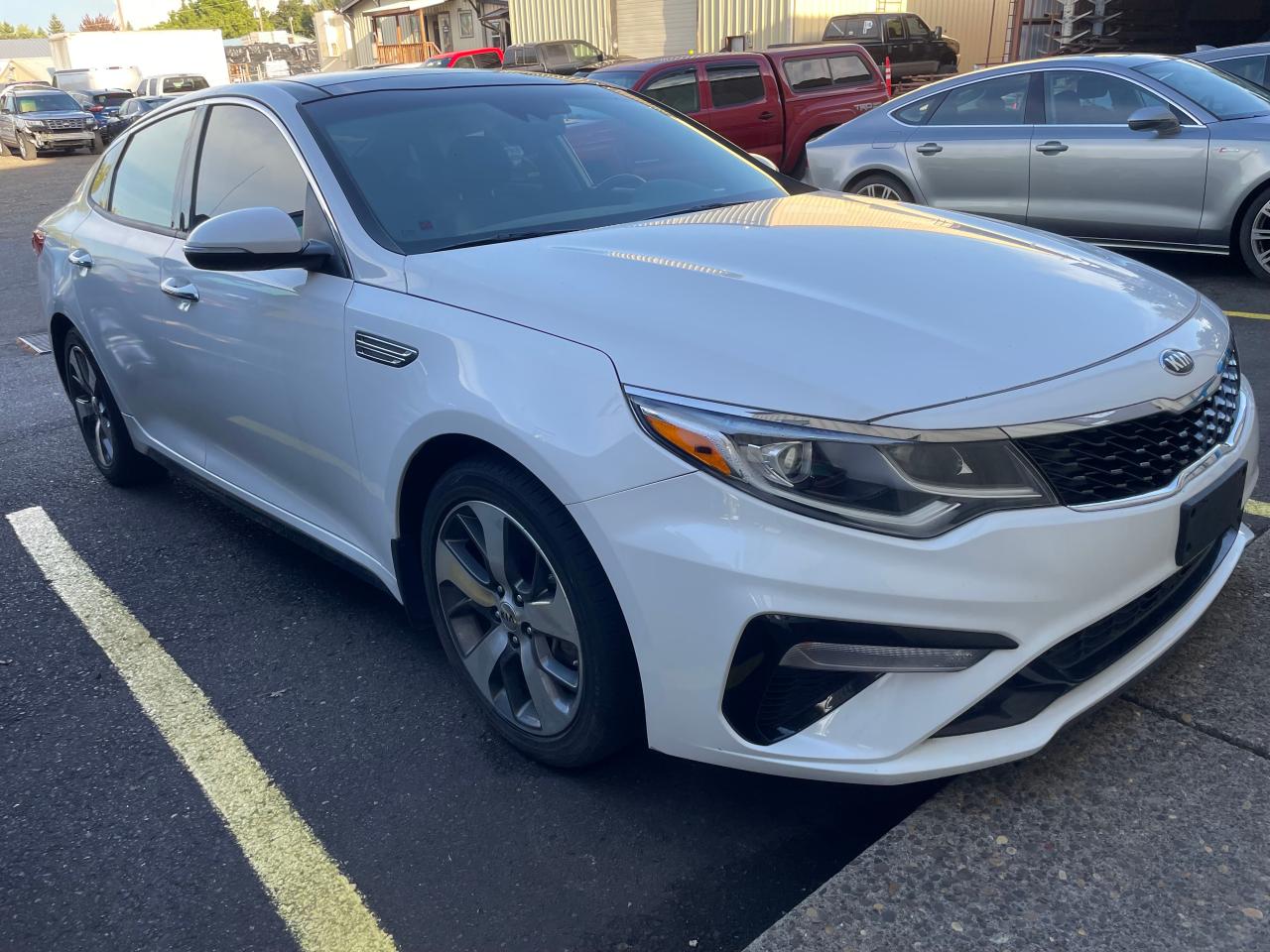 5XXGT4L36KG316829 2019 Kia Optima Lx