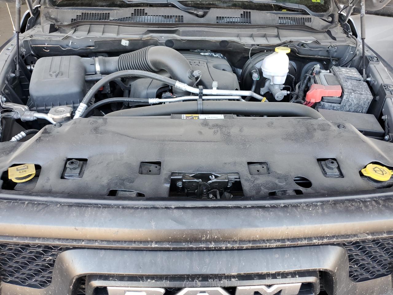 1C6RR7GT5KS732337 2019 Ram 1500 Classic Slt