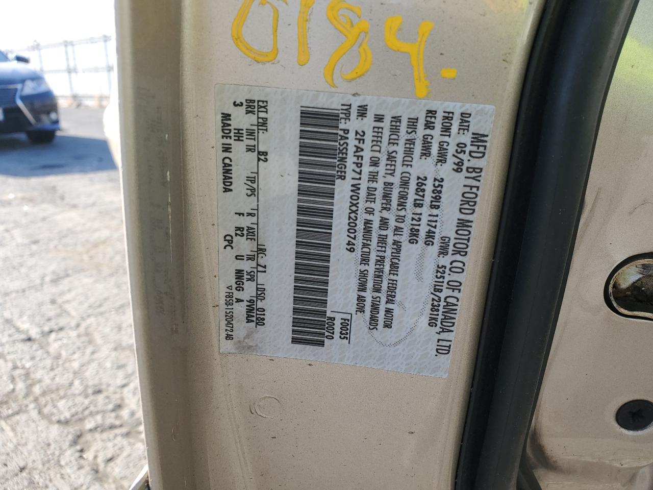 2FAFP71W0XX200749 1999 Ford Crown Victoria Police Interceptor