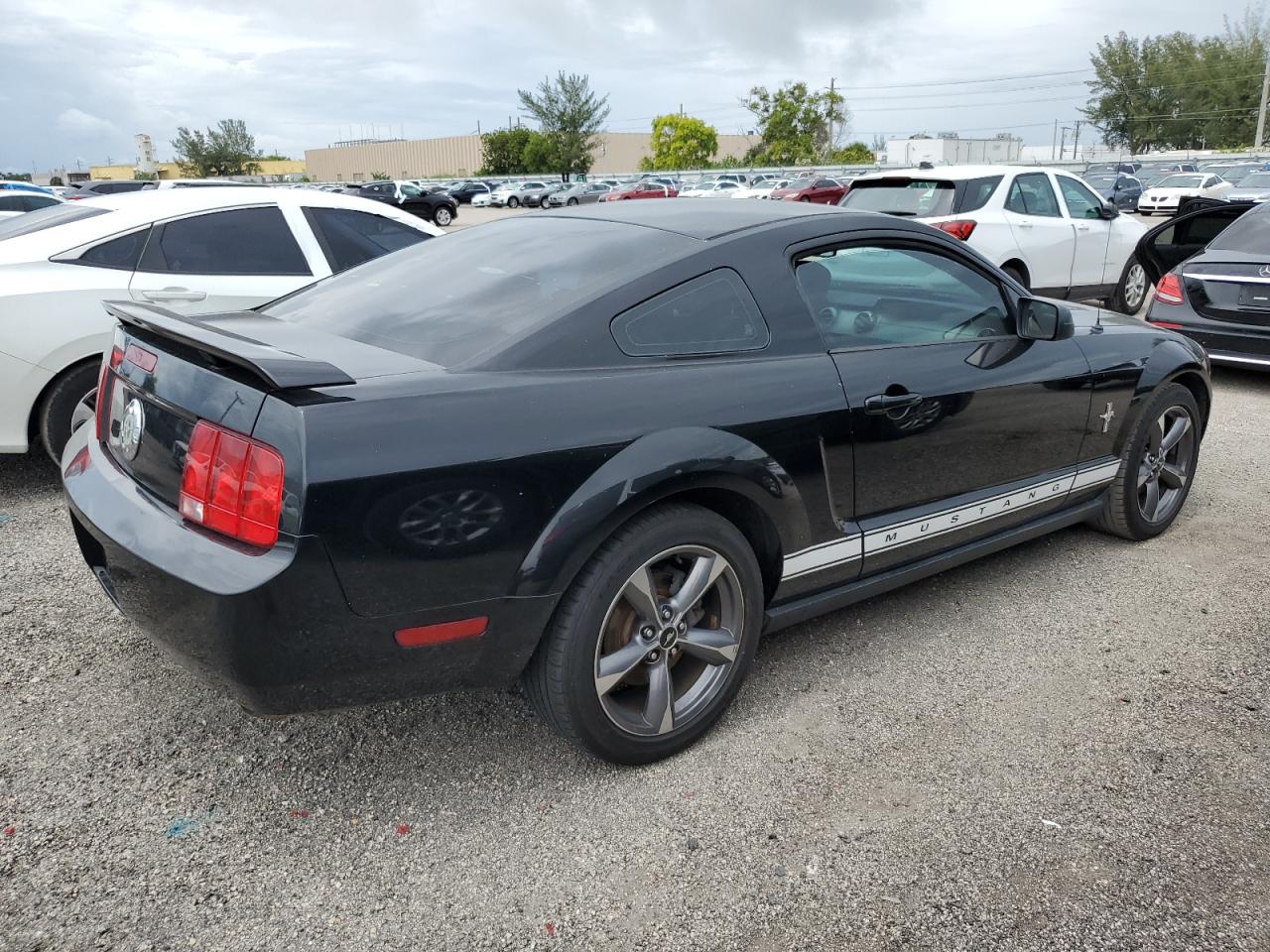 1ZVFT80NX65157118 2006 Ford Mustang