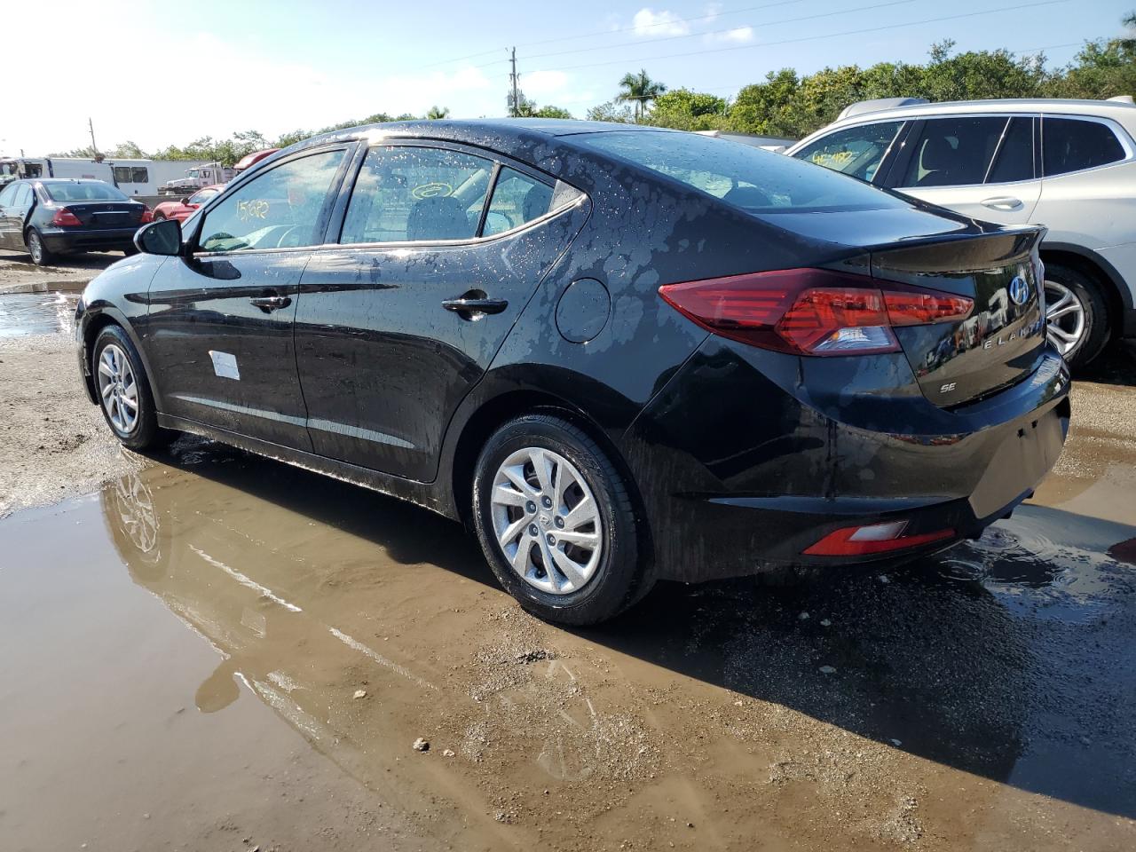 2020 Hyundai Elantra Se vin: 5NPD74LF3LH526876