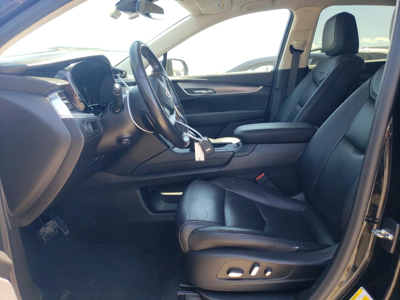 1GYKNCRS1JZ211554 2018 Cadillac Xt5 Luxury