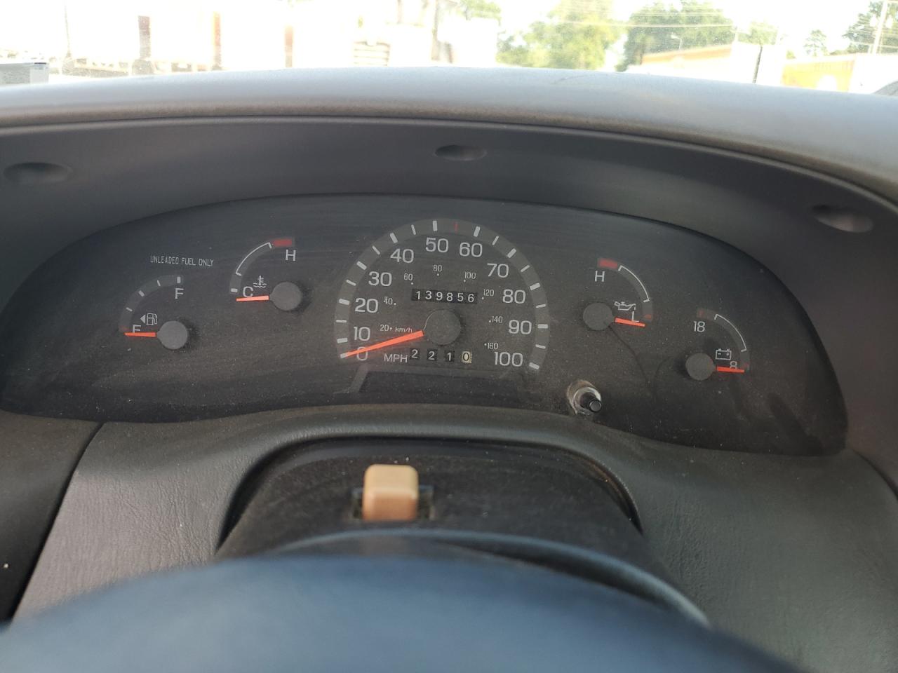 1FTDF1724VKA22074 1997 Ford F150