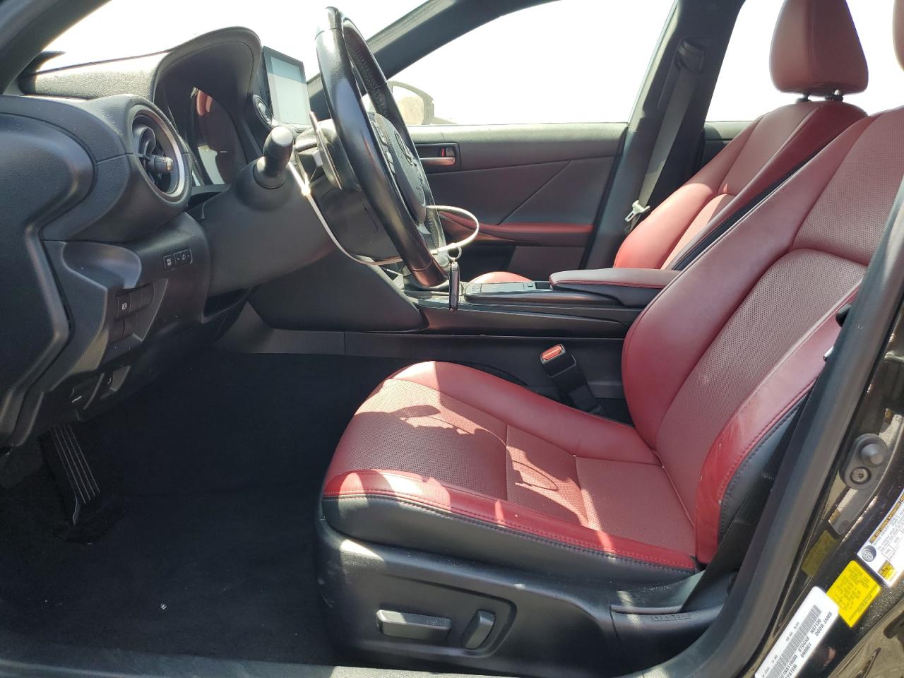 JTHAA1D21N5119588 2022 Lexus Is 300