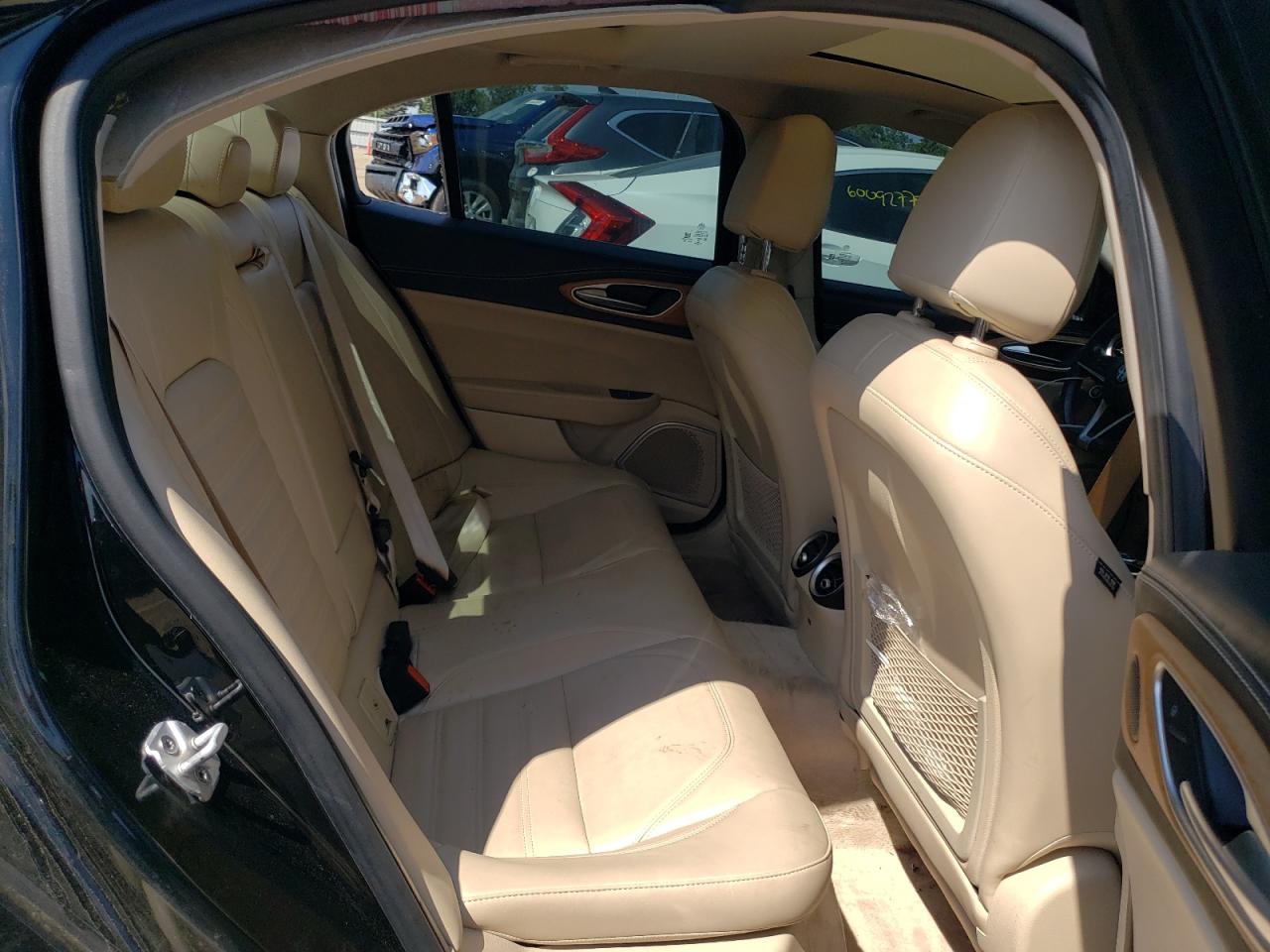 ZARFAEEN0J7574184 2018 Alfa Romeo Giulia Ti Q4