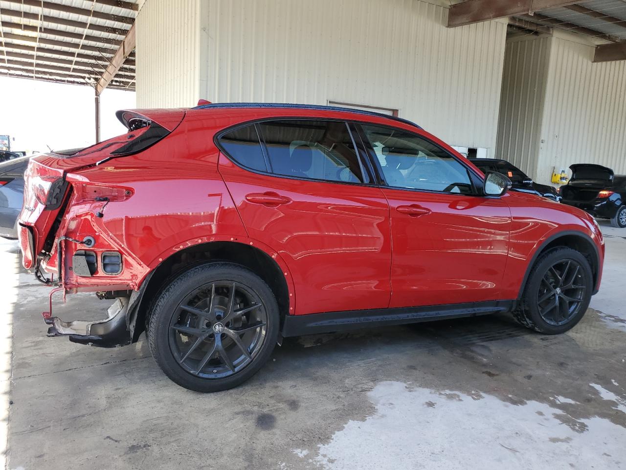 2020 Alfa Romeo Stelvio vin: ZASPAJAN9L7C76059