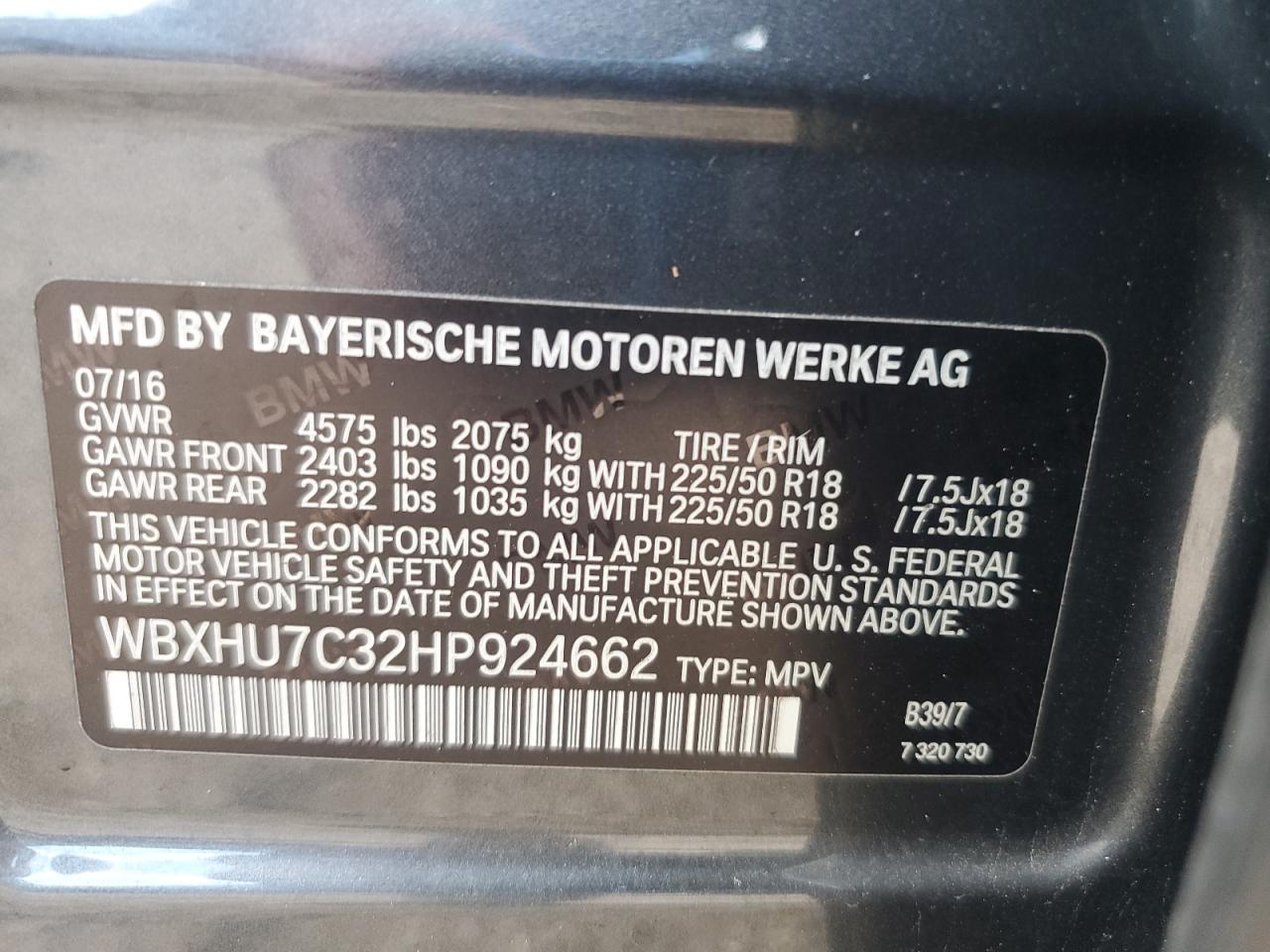 WBXHU7C32HP924662 2017 BMW X1 Sdrive28I