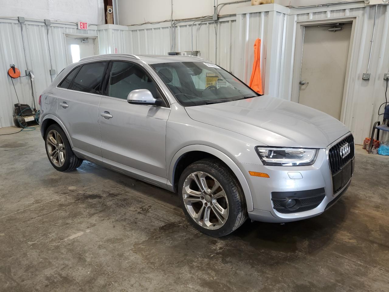 2015 Audi Q3 Prestige vin: WA1GFCFSXFR010718