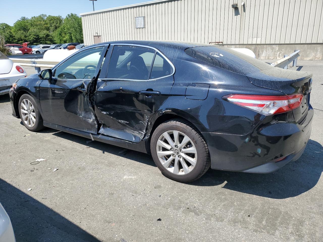 2018 Toyota Camry L vin: JTNB11HK2J3006461