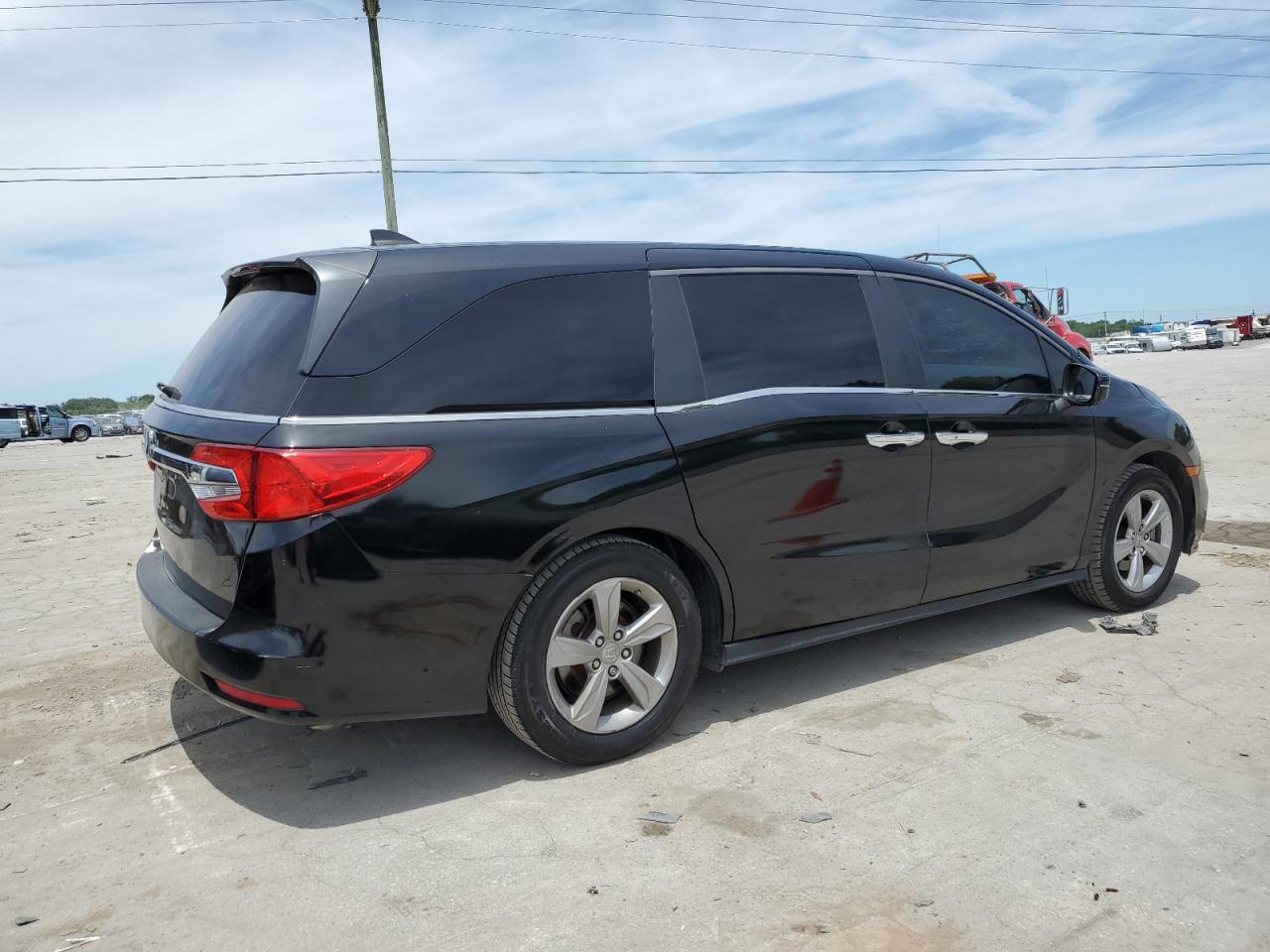 5FNRL6H78JB007171 2018 Honda Odyssey Exl