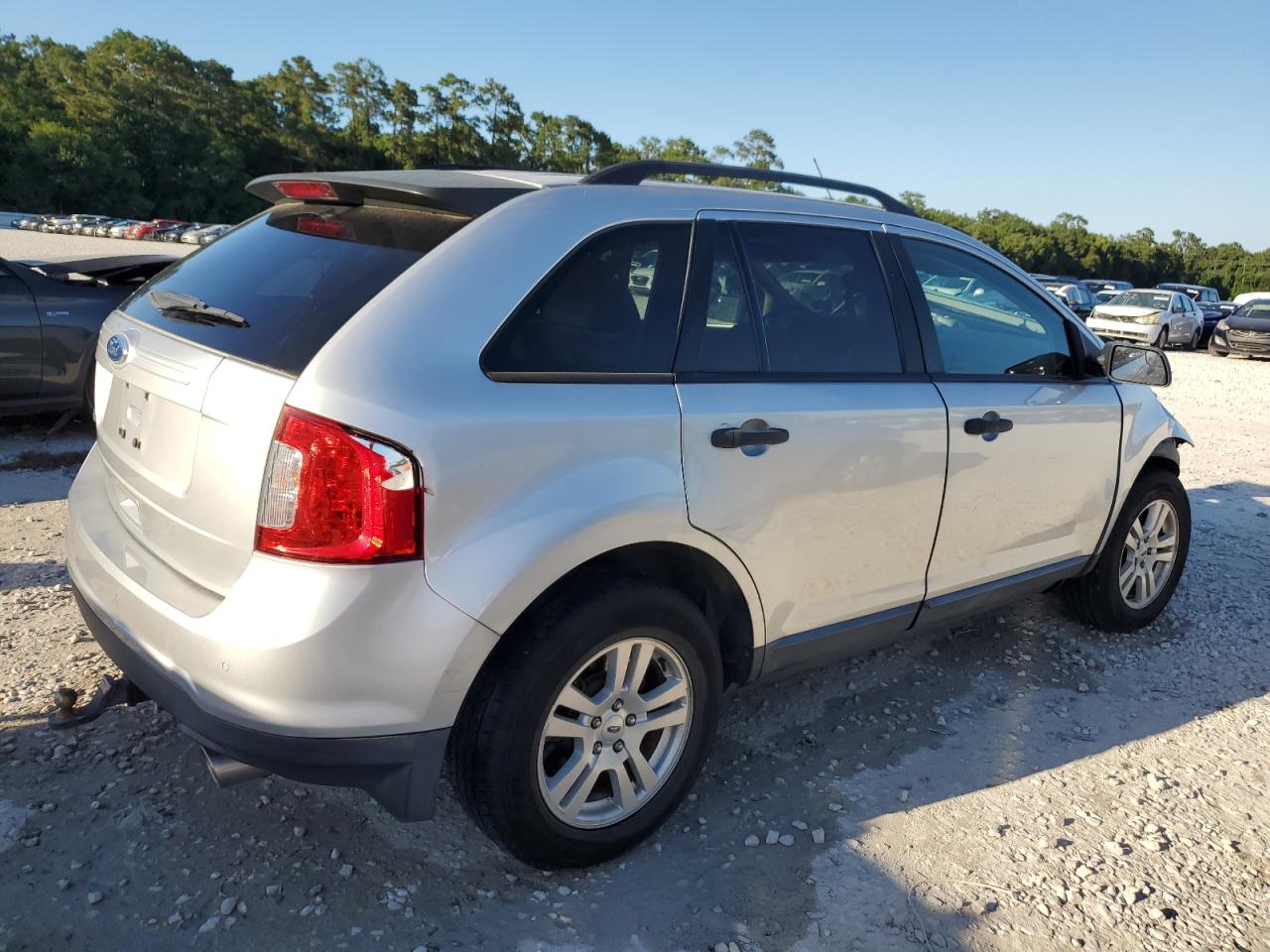 Lot #2617510472 2011 FORD EDGE SE