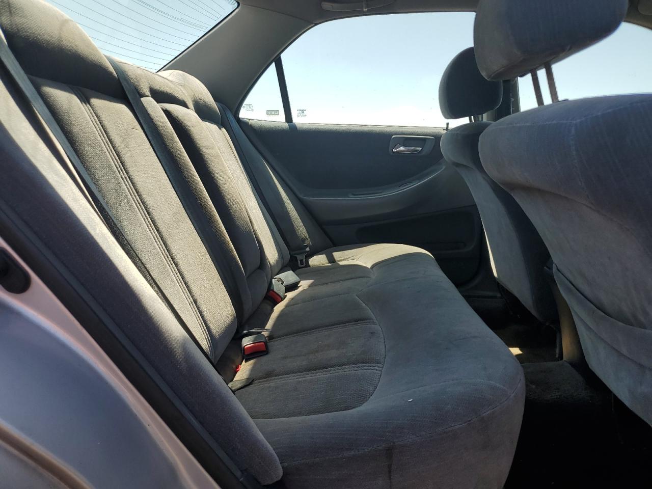 1HGCG5542XA039406 1999 Honda Accord Lx