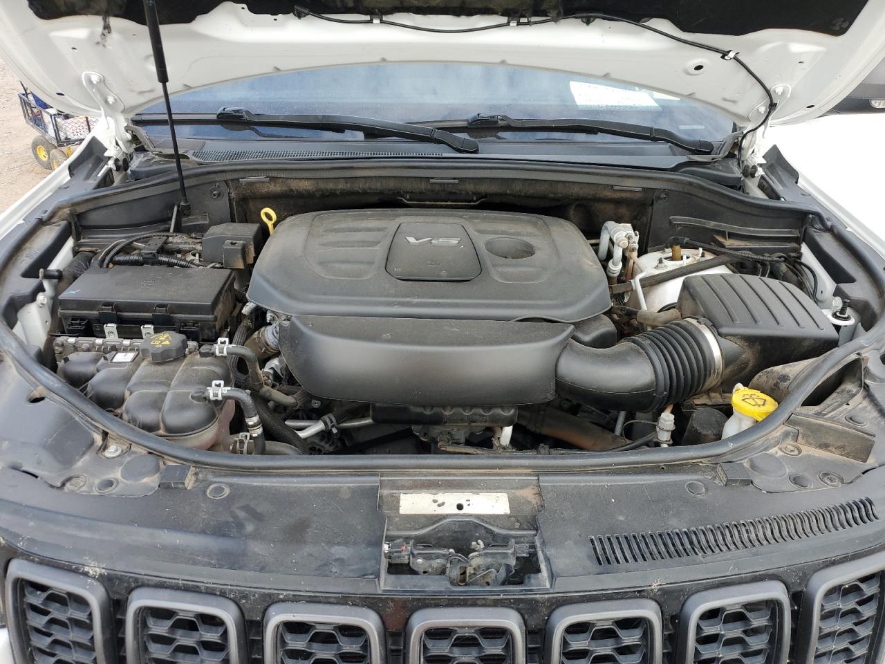 1C4RJFLG6JC437632 2018 Jeep Grand Cherokee Trailhawk