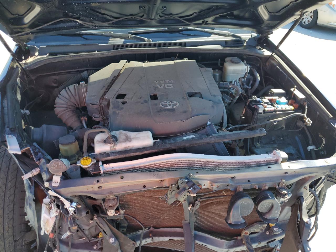 JTEZU14R958027597 2005 Toyota 4Runner Sr5