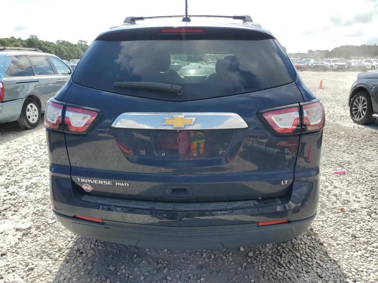 1GNKVHKD0HJ238792 2017 Chevrolet Traverse Lt