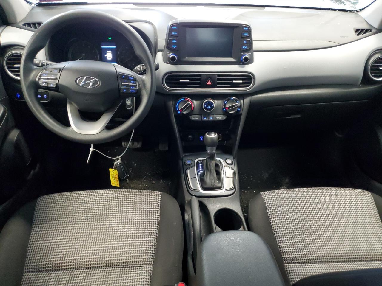 KM8K1CAA1MU709528 2021 Hyundai Kona Se