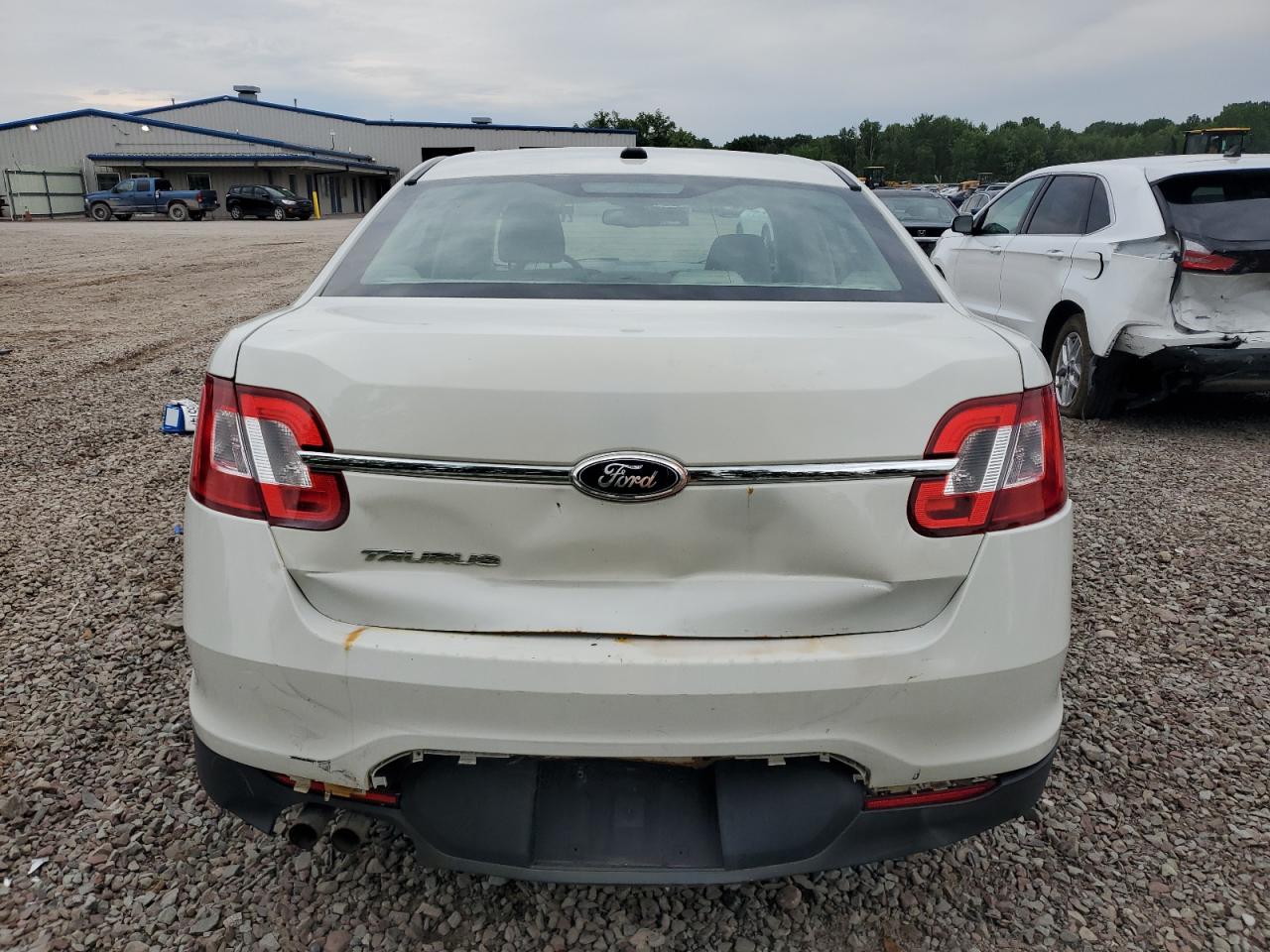 1FAHP2DW3BG145722 2011 Ford Taurus Se