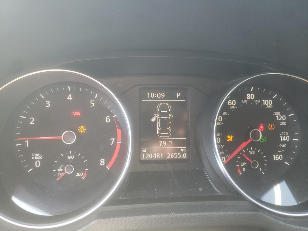 1VWBA7A36JC019351 2018 Volkswagen Passat Se