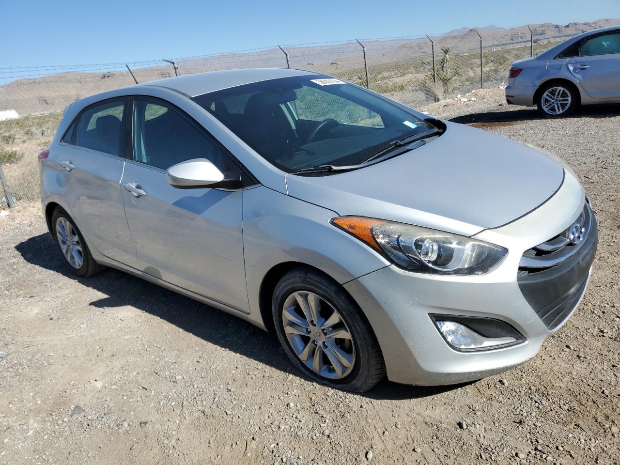 2014 Hyundai Elantra Gt vin: KMHD35LH4EU186192