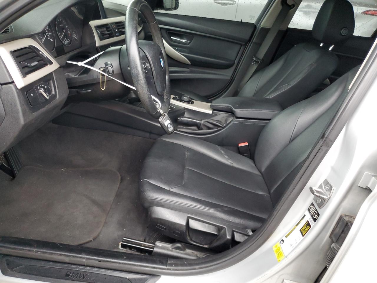 WBA3B1C55FP830958 2015 BMW 320 I