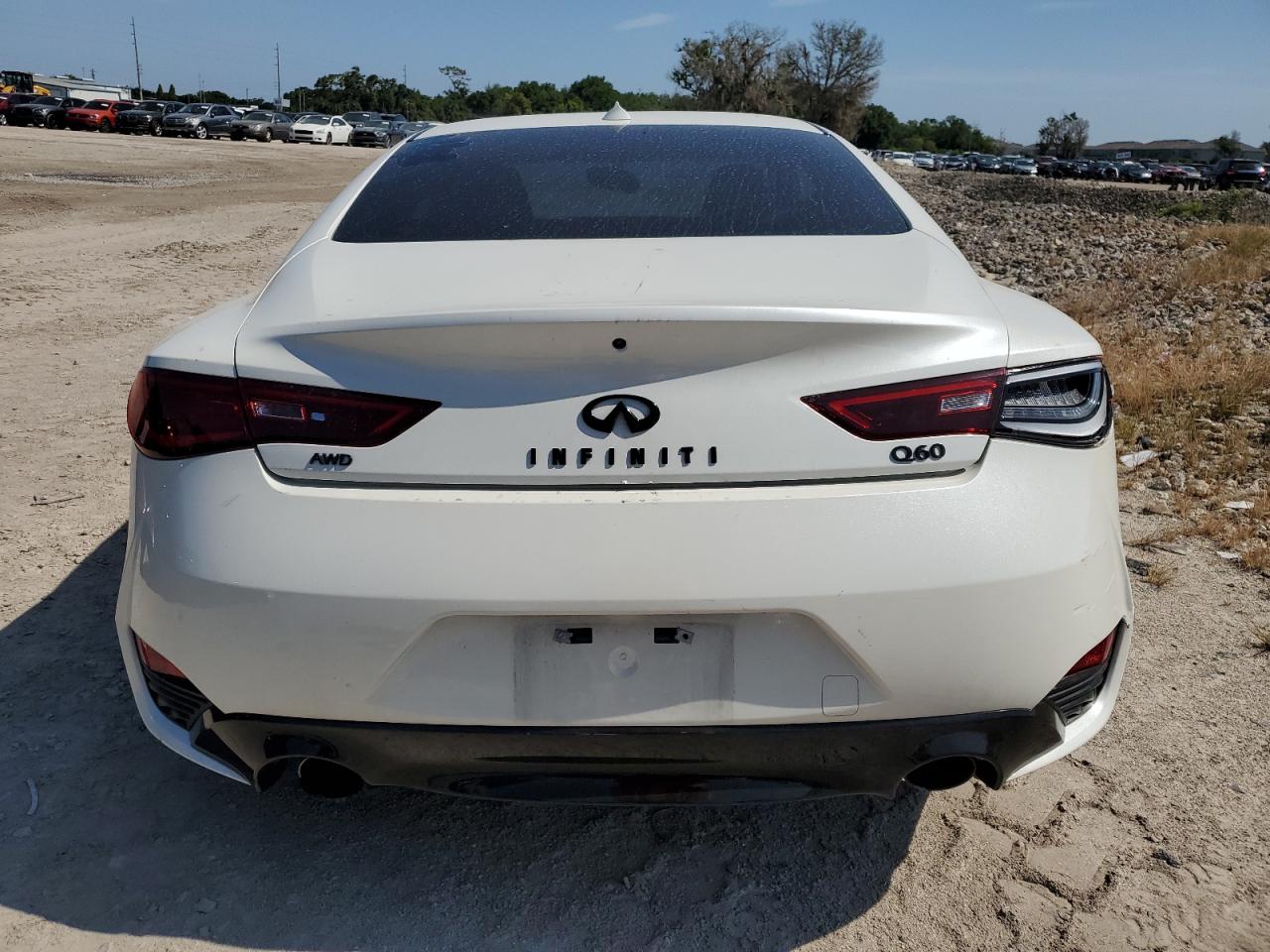 JN1EV7EL8HM553117 2017 Infiniti Q60 Premium