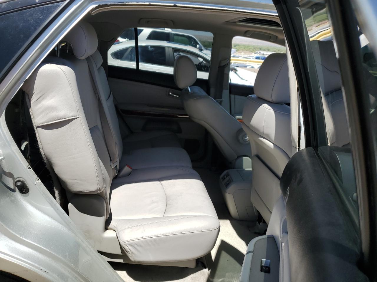 2T2HA31U55C077796 2005 Lexus Rx 330