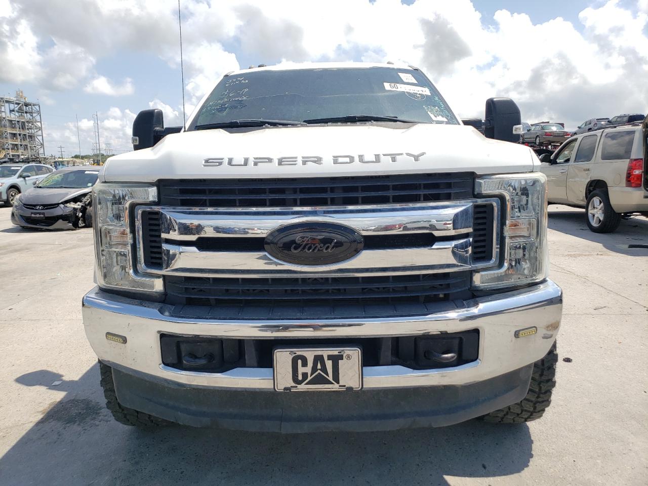 2017 Ford F250 Super Duty vin: 1FT7W2BT8HEB36682