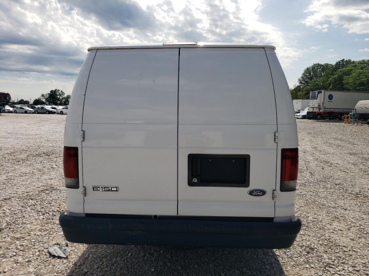 1FTNS14W18DB52569 2008 Ford Econoline E150 Van