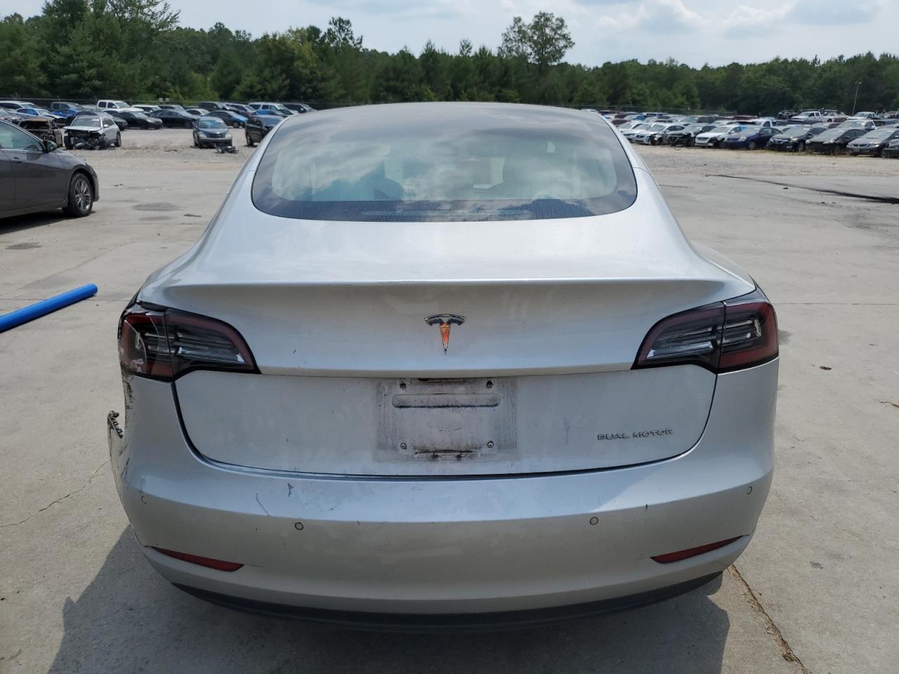 5YJ3E1EB1JF096173 2018 Tesla Model 3