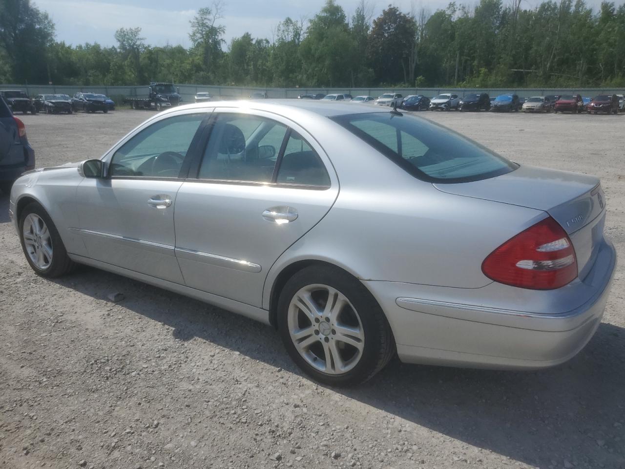 WDBUF83J85X166086 2005 Mercedes-Benz E 500 4Matic