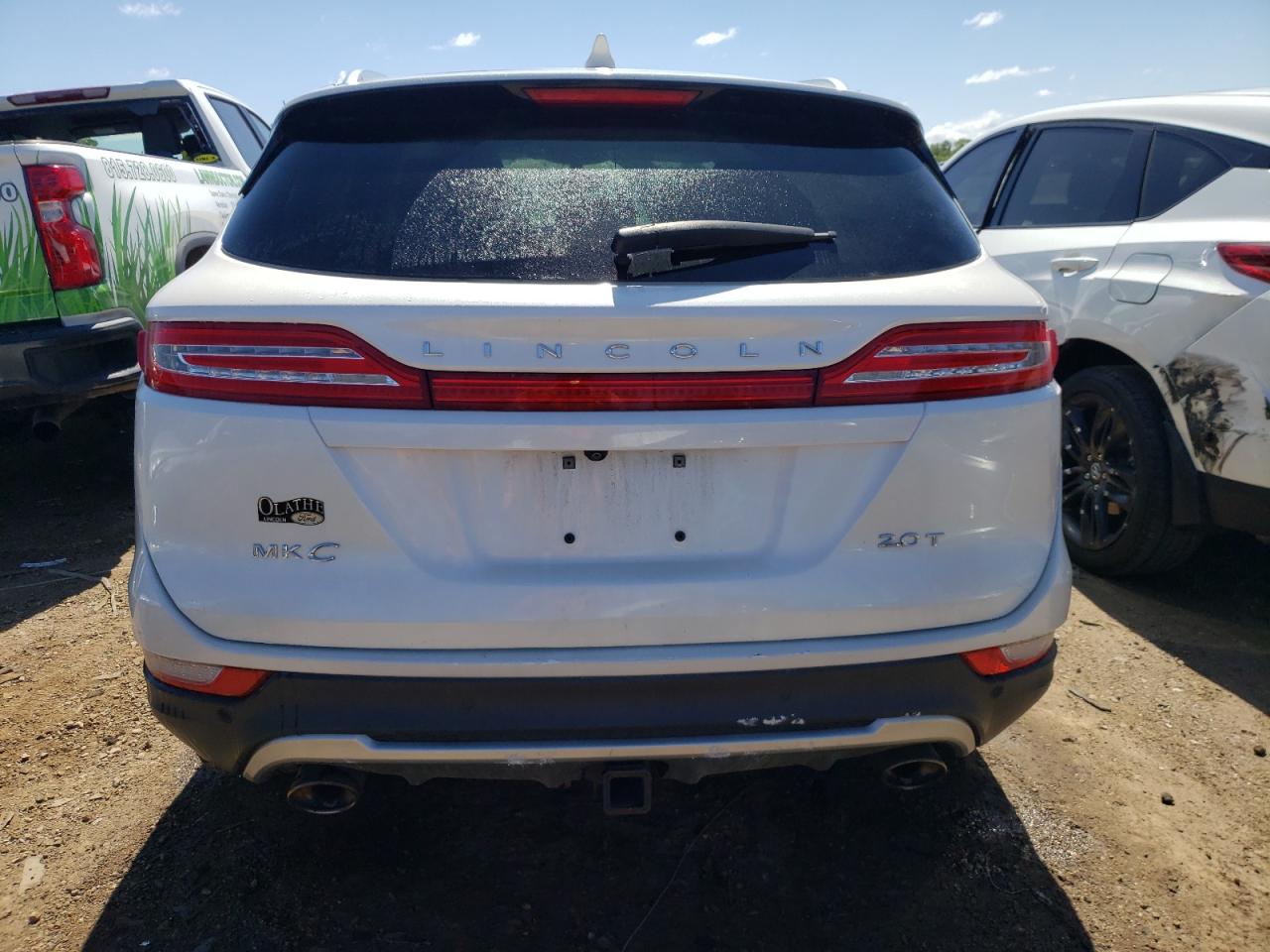 5LMCJ2C95HUL02588 2017 Lincoln Mkc Select