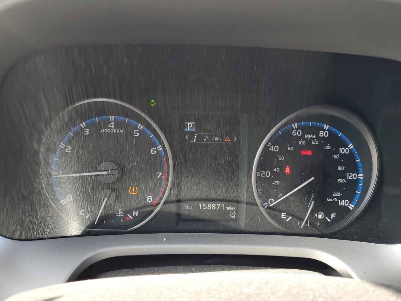 2T3ZFREV4HW359552 2017 Toyota Rav4 Le