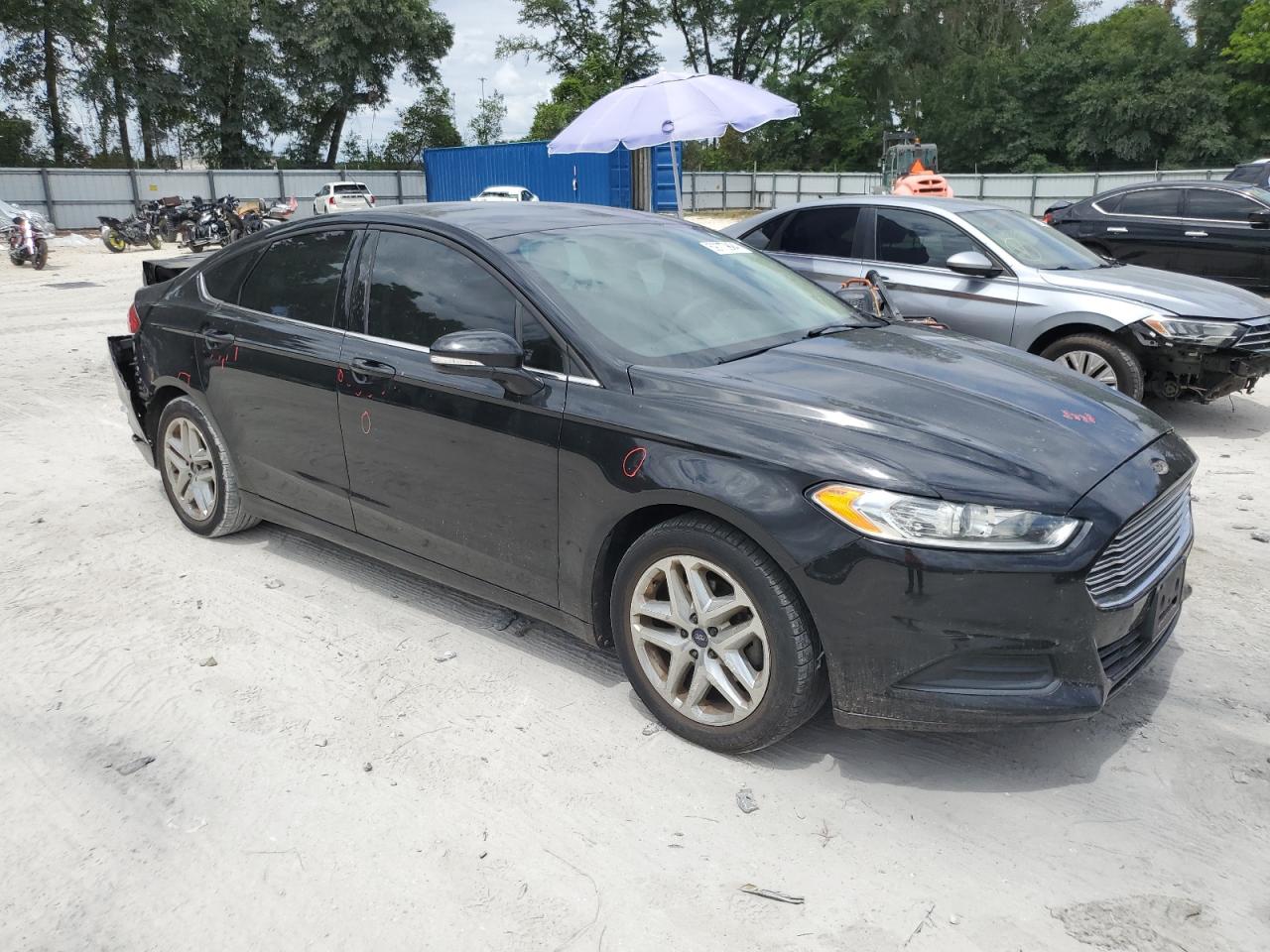 1FA6P0H71E5352737 2014 Ford Fusion Se