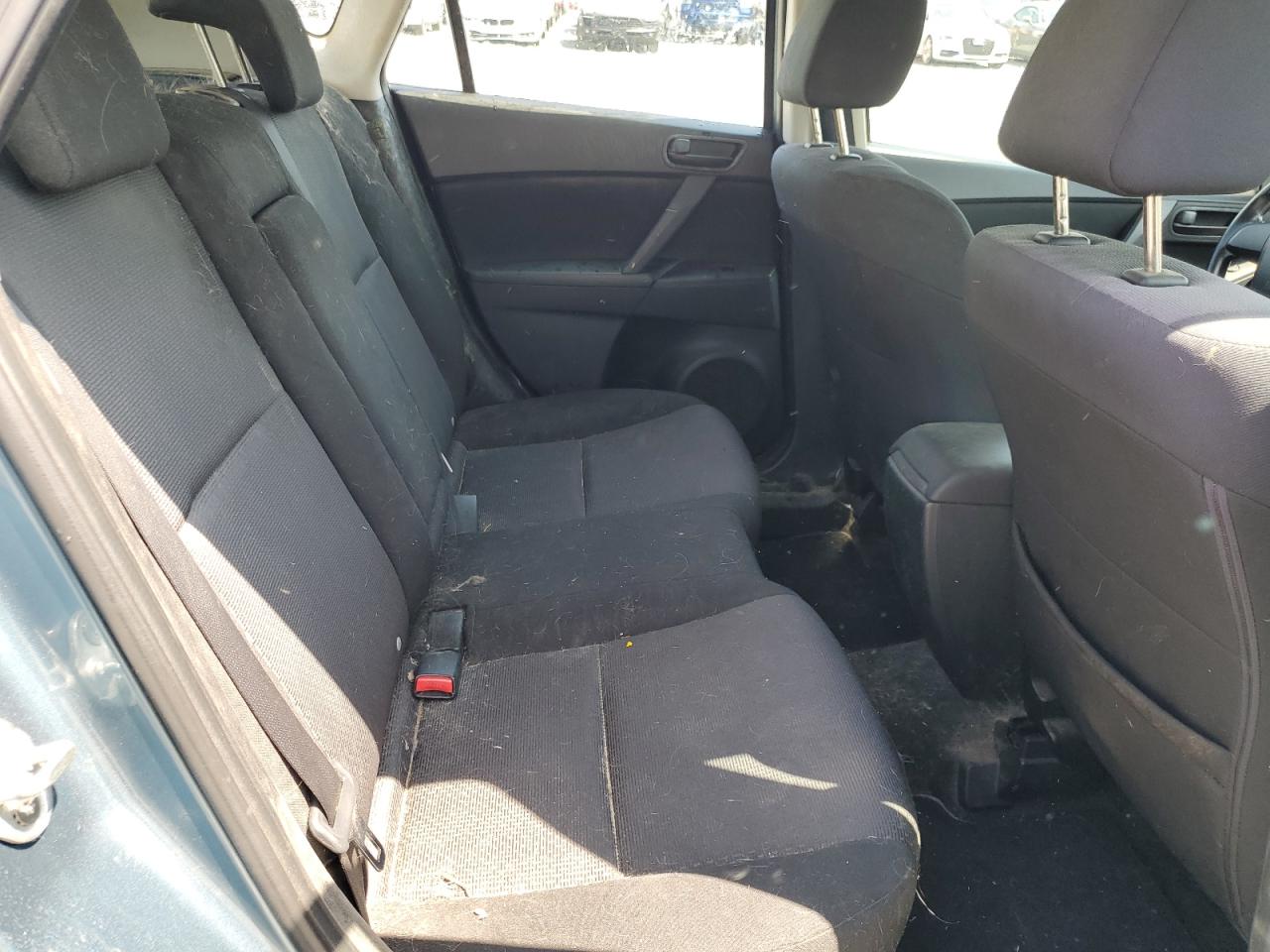 JM1BL1HF0A1157070 2010 Mazda 3 I