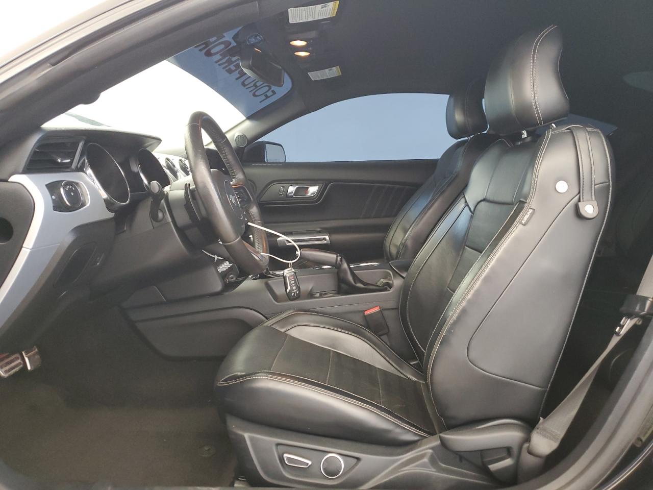 1FA6P8TH6F5317966 2015 Ford Mustang