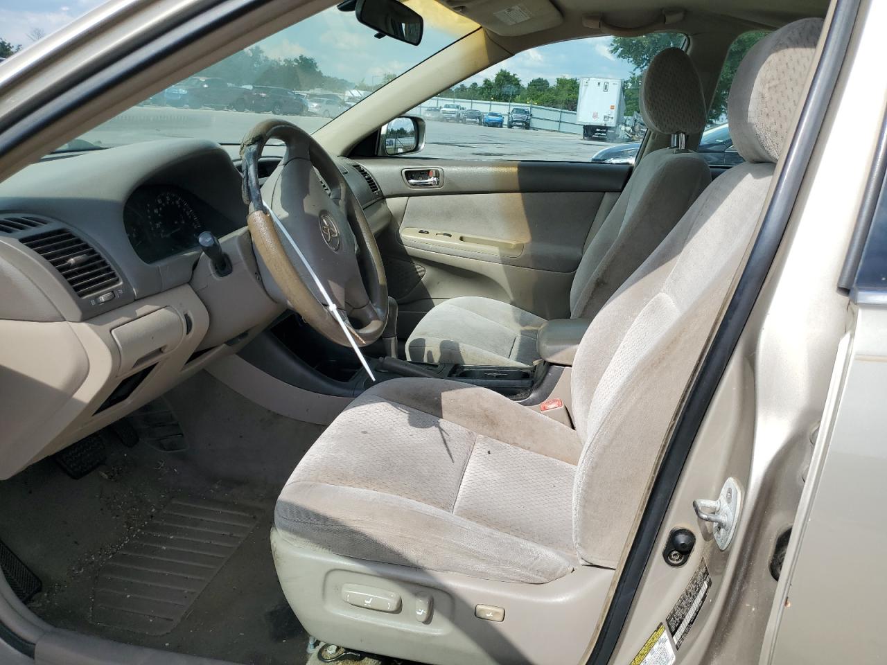 4T1BE32K44U851674 2004 Toyota Camry Le