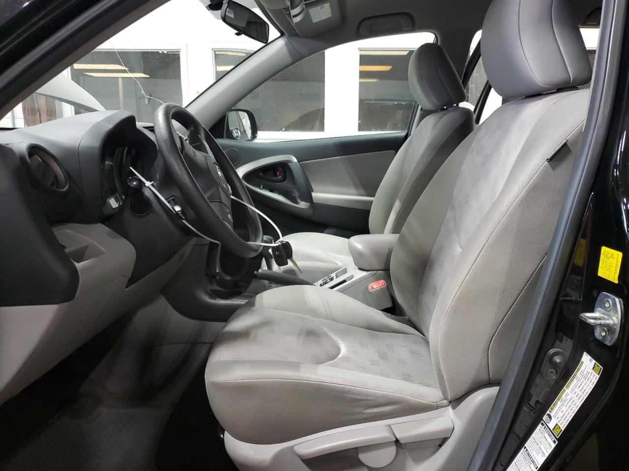 2T3BF4DV3AW057102 2010 Toyota Rav4