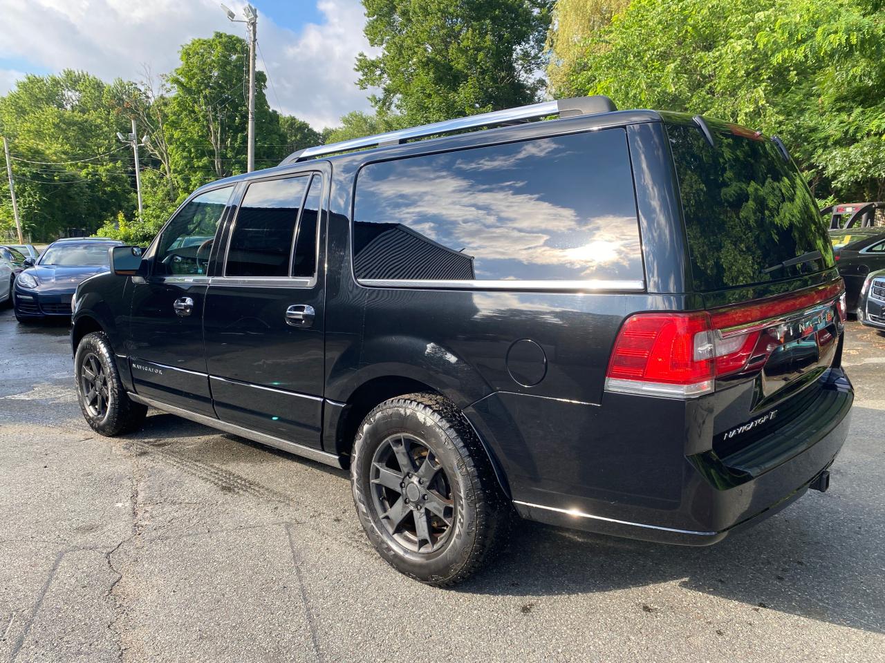 2017 Lincoln Navigator L Select vin: 5LMJJ3JT2HEL07303